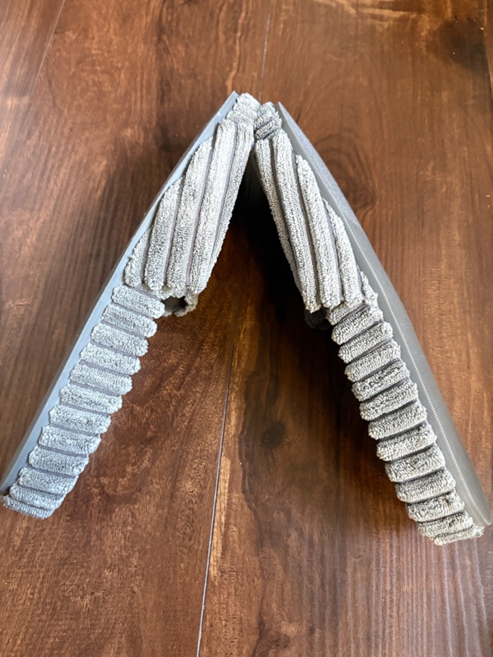 Farylrobin Ribbed Slide Slippers in Gray - Picture 7 of 9